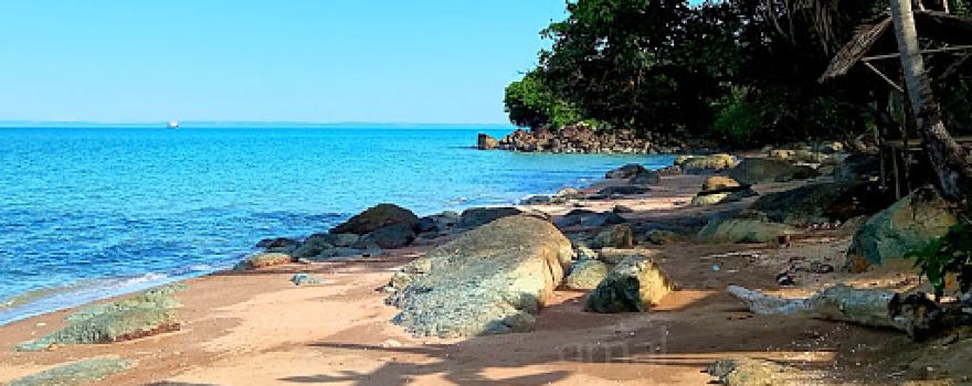 Wisata Pantai Karindangan Tanjung mirih