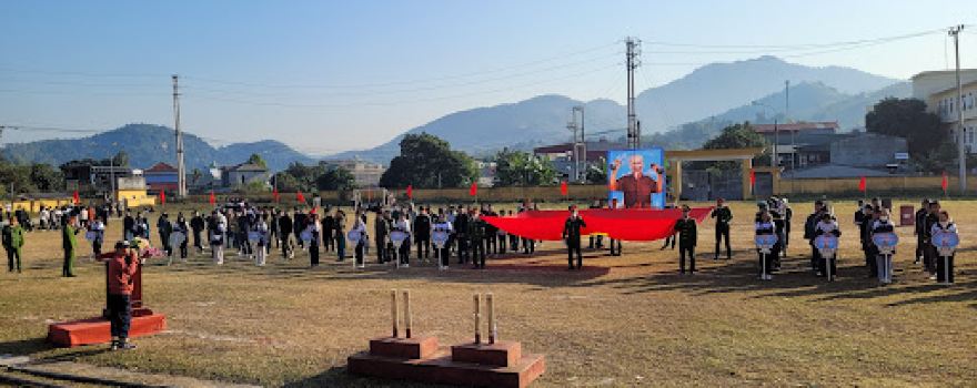 Sân Vận Động Đà Bắc