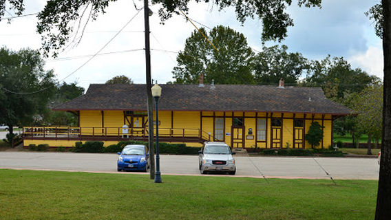 Frankston Depot Library
