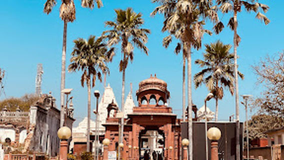 Shri Mahavirswami Jain jal mandir