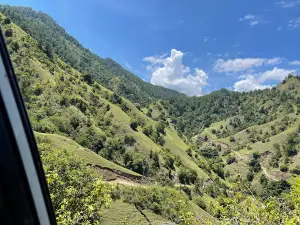 Lembah Ollon