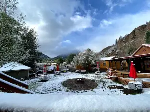 Elkhorn RV Resort & Cabins
