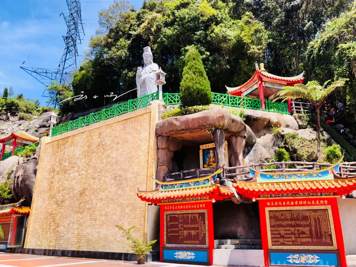 Chin Swee Caves Temple
