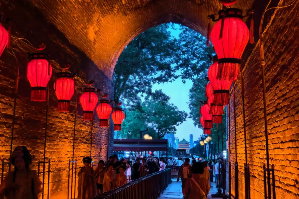 Practical Notes for Your Xi'an City Wall Trip
