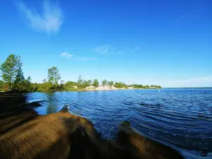 Dunes Beach Day Use Area - Sandbanks Provincial Park