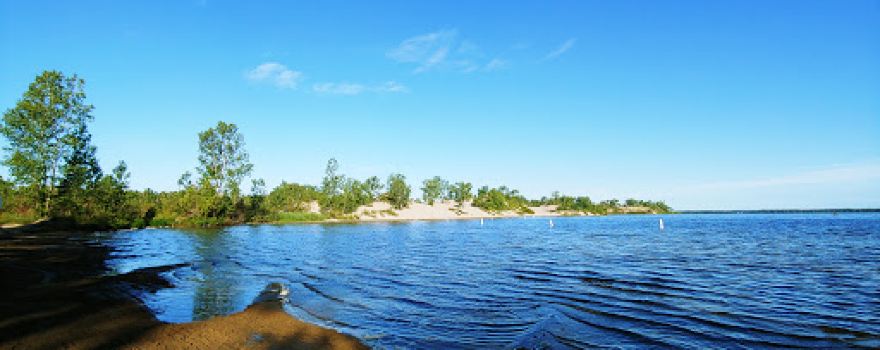 Dunes Beach Day Use Area - Sandbanks Provincial Park
