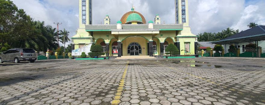 Masjid Besar Al Hikmah Siak Kecil.