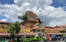 Kim Bien Market