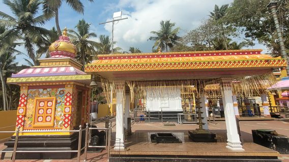 Aazhimala Shiva Temple