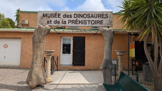 Musee - Parc des Dinosaures