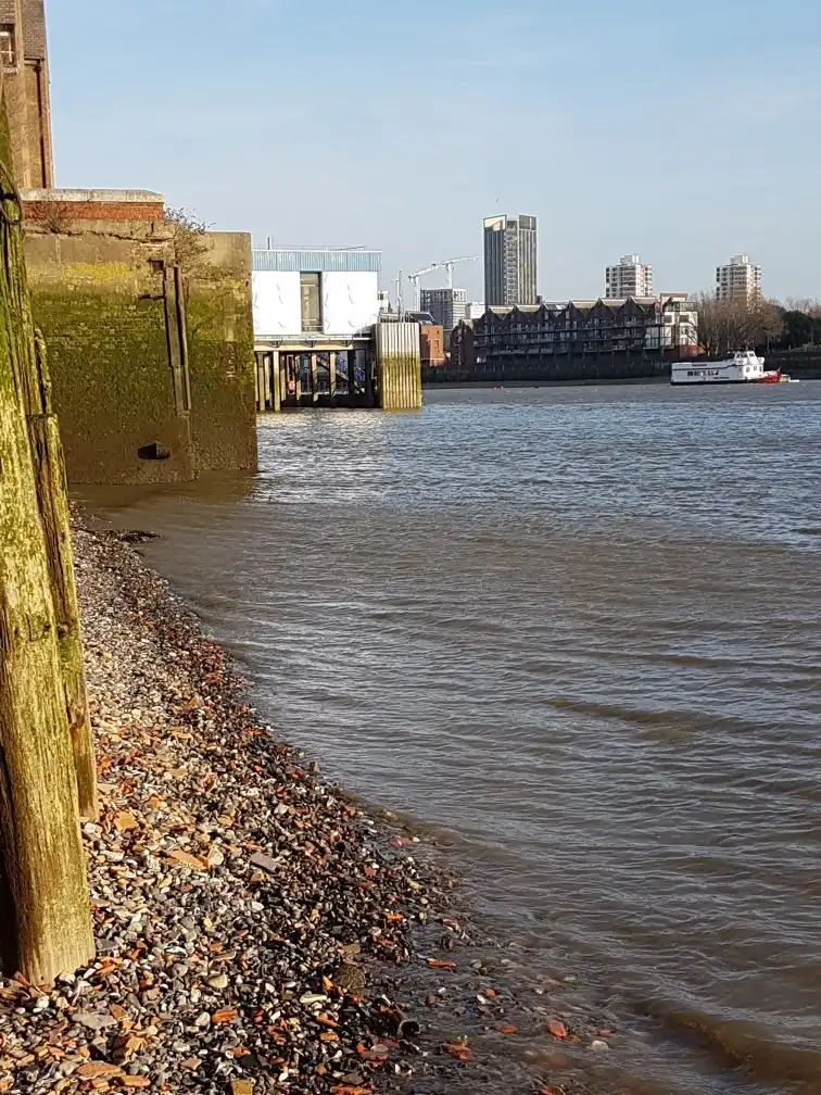 Execution Dock 주변 호텔