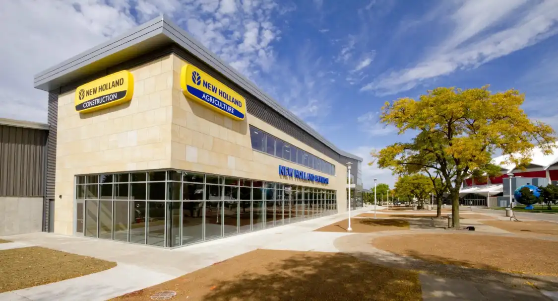 Hotels near Alliant Energy Center