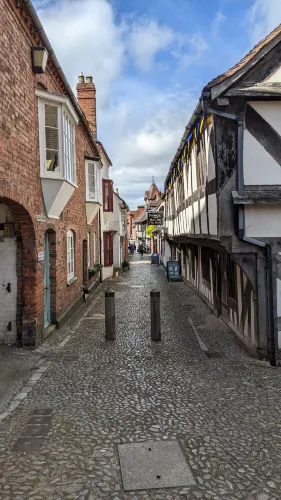 Church St