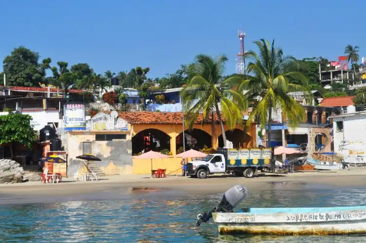 Hotels near Puerto Escondido Fishing