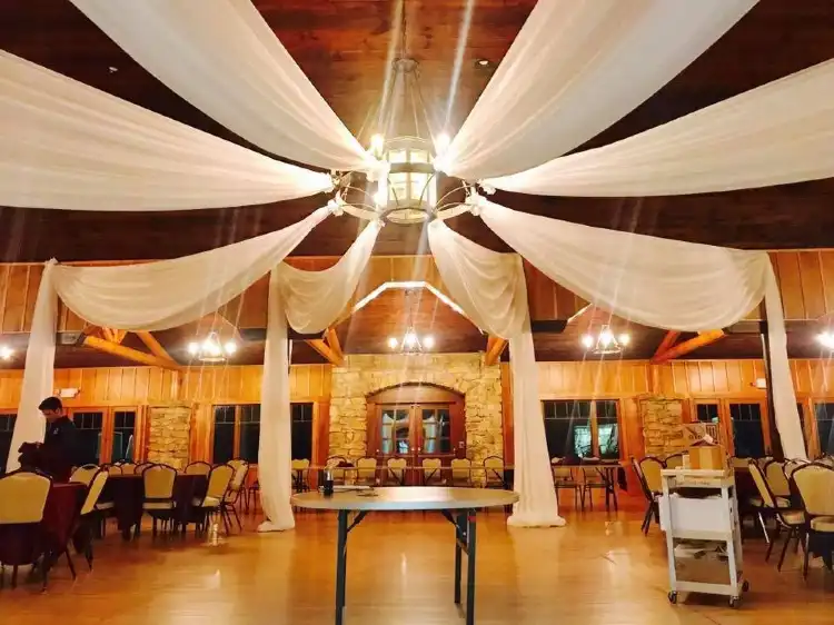 Hotels in Clinton