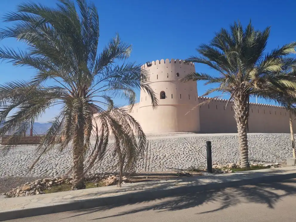 Hotels near Sunaysilah Fort