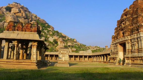 Shri Achyutaraaya Swamy Temple