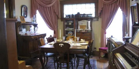 Frontier Historical Museum