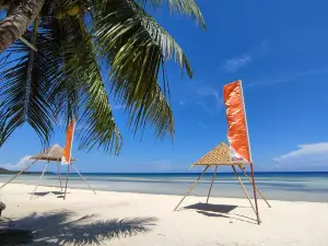 Quinale Beach