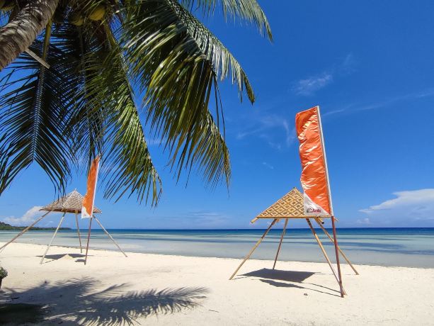 Quinale Beach
