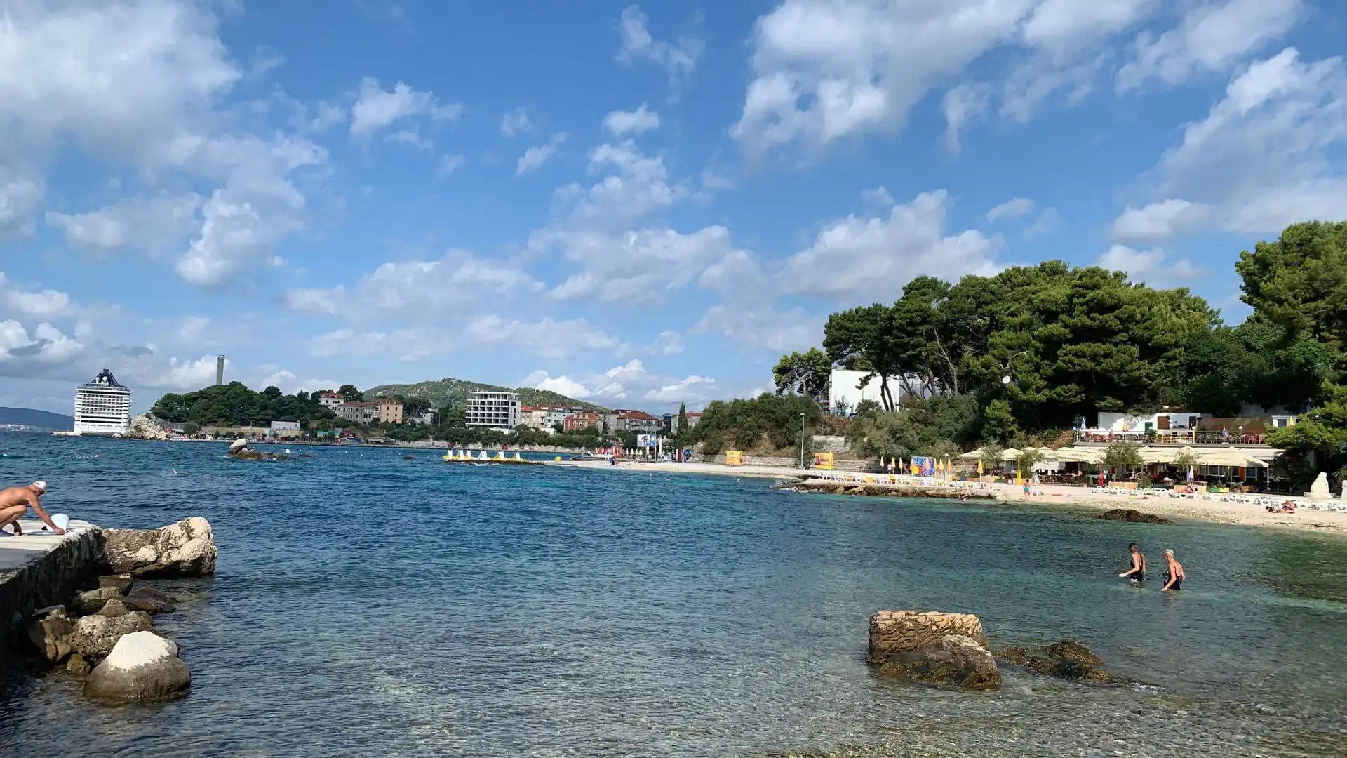 Hotels near Ovcice Beach