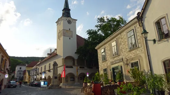 Rathaus mit Pranger