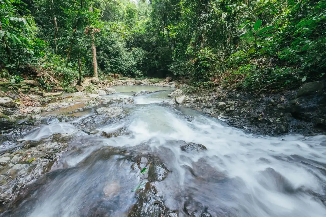 Hotels near Teck Guan Cocoa Village