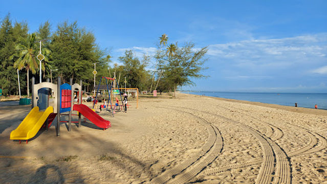 Bisikan Bayu Beach