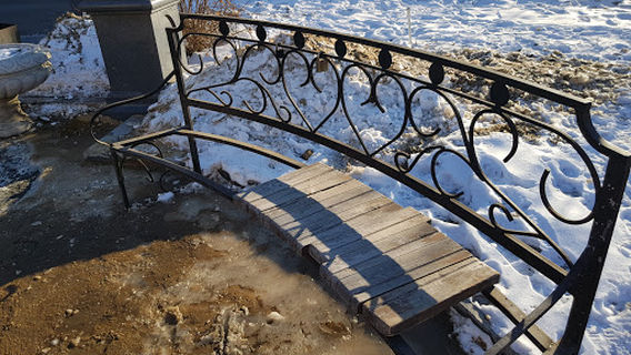 Любви и верности, Памятник