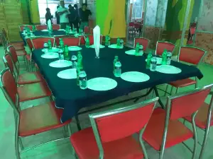 Historical Convention Center And Chinese Restaurant