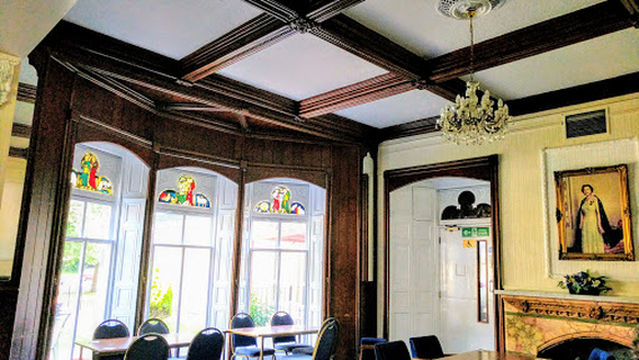 Fairwater Conservative Club