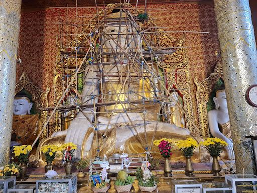 Shwe Myet Mhan Buddhist Temple