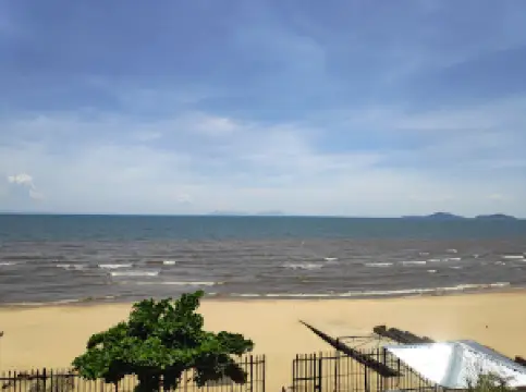 Silver Sands Holiday Resort