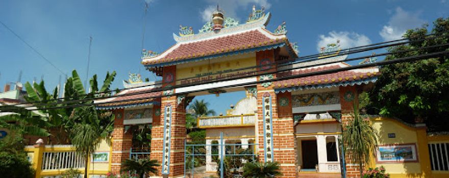 Điện thờ Phật Mẫu Truông Mít