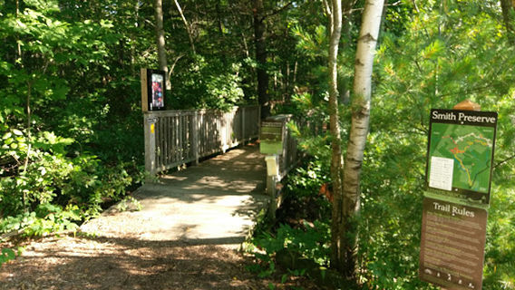 Edwin L Smith Preserve Trailhead