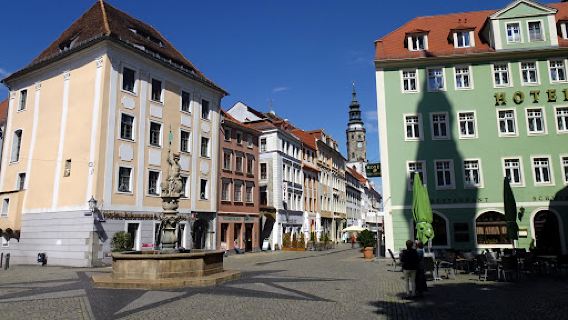 Upper Market Square
