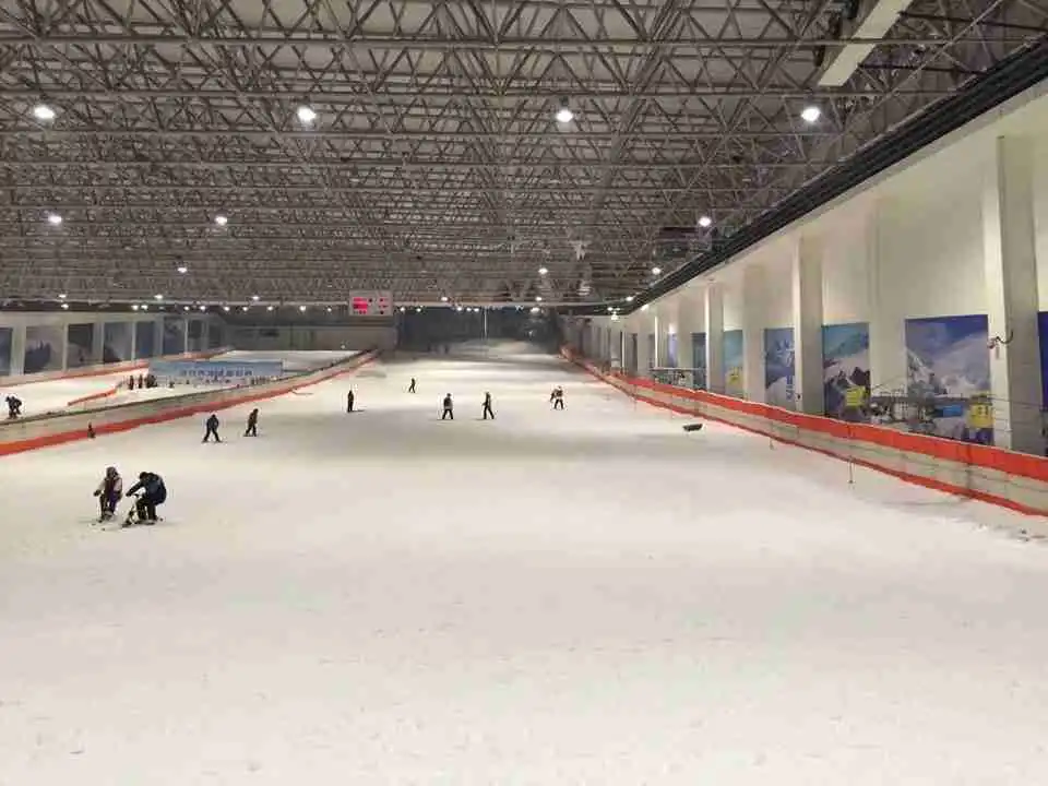 3_Tus-Qiaobo Ice & Snow World