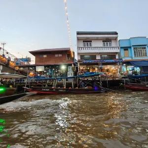 Amphawa Floating Market