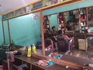 Shubir Salon Bande Road Pakhanjur Kanker
