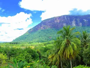 Tempat Foto Bukit kelam