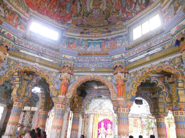 BAPS Shri Swaminarayan Mandir, Akshar Deri Gondal
