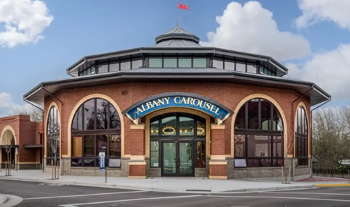 Historic Carousel & Museum附近的飯店