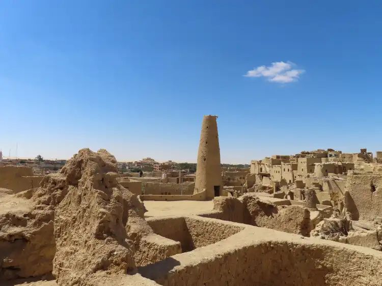 Hotels near Shali Fortress