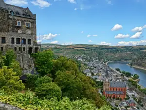 Schloss Schoenburg
