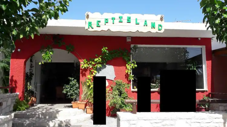 Hotels in Melidhonion