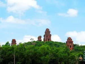 Banh It Cham Temple (Yang M'Tian)