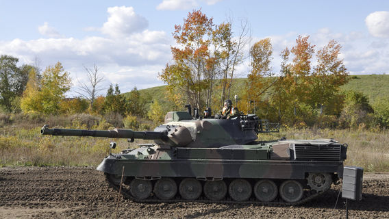 Canadian Tank Museum / Ontario Regiment Museum