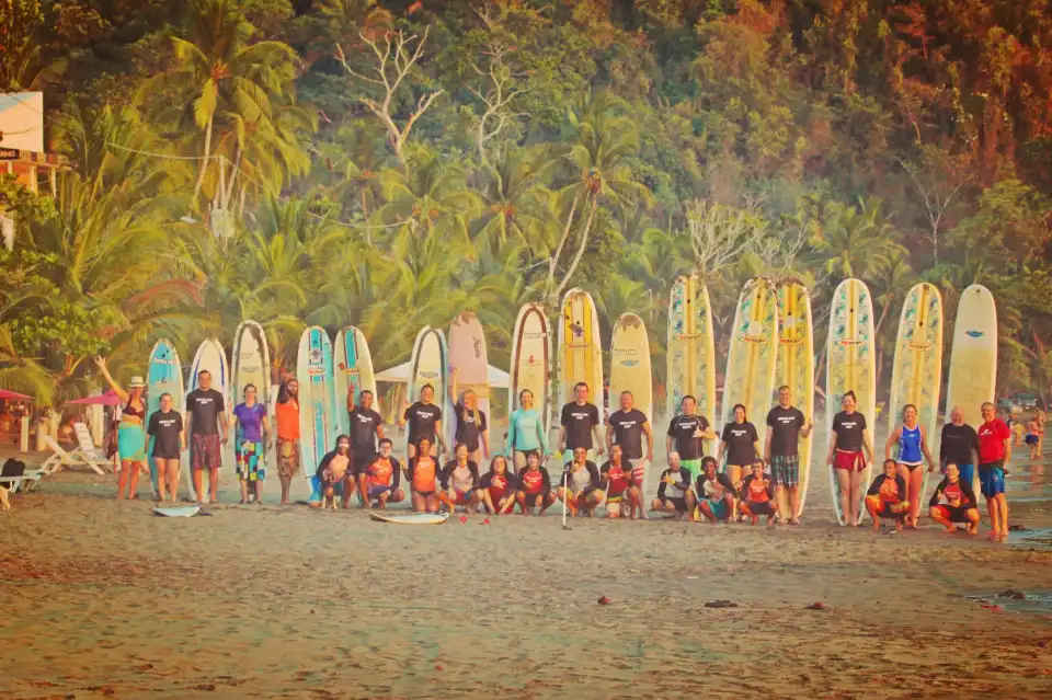 3_Tortuga surf school.