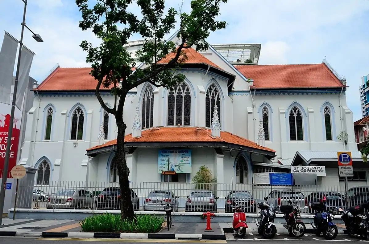 Hotels near St. Joseph’s Church (Victoria Street)