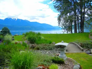 Kohan Reflection Garden